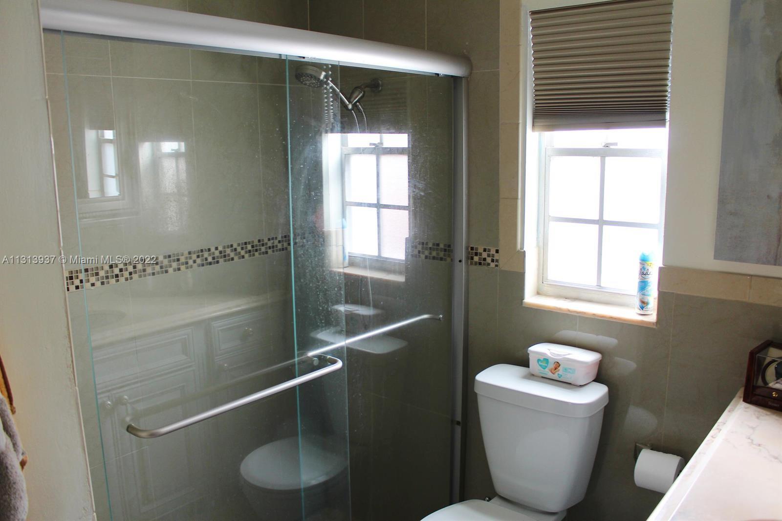 COLLINWOOD HEIGHTS 1 - Residential Lease