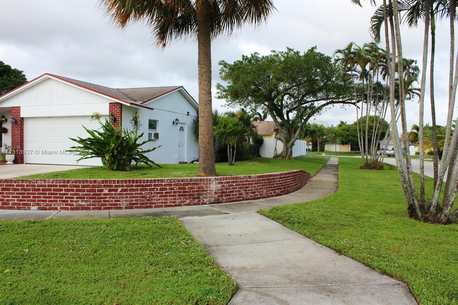COLLINWOOD HEIGHTS 1 - Residential Lease
