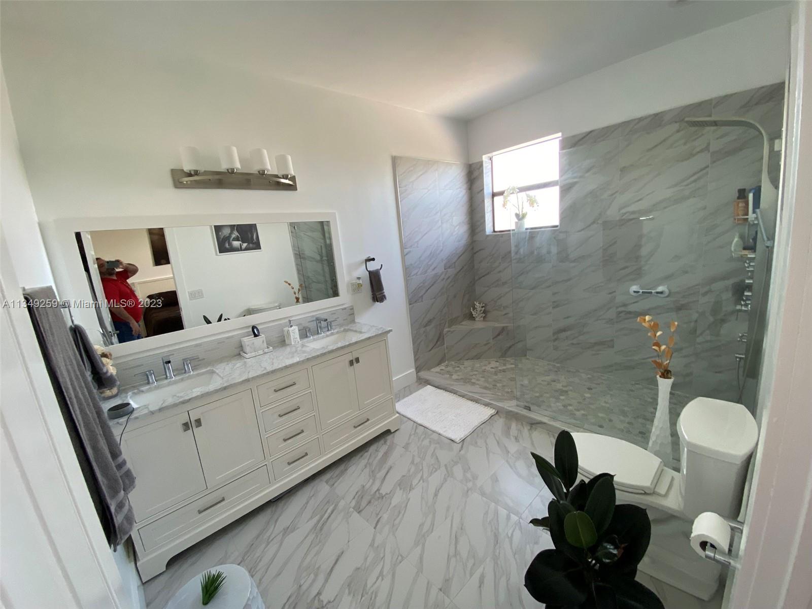 BAYWINDS OF IBIZA - Residential