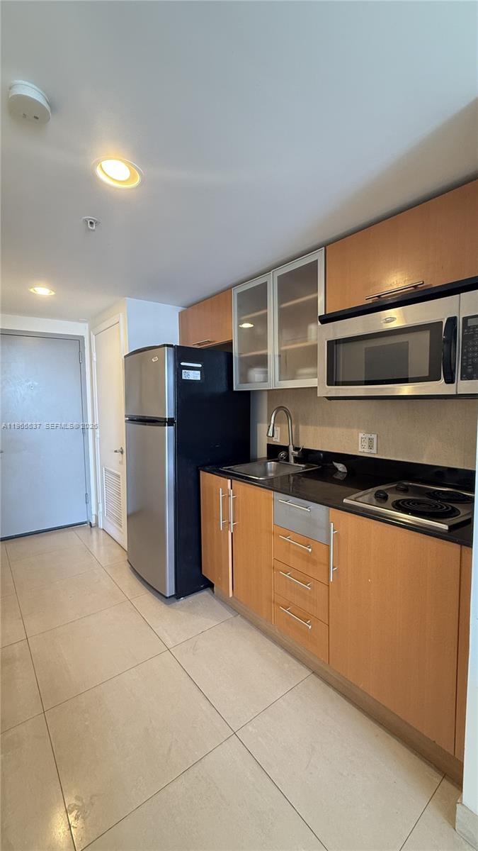 OPERA TOWER CONDO - Residential Lease