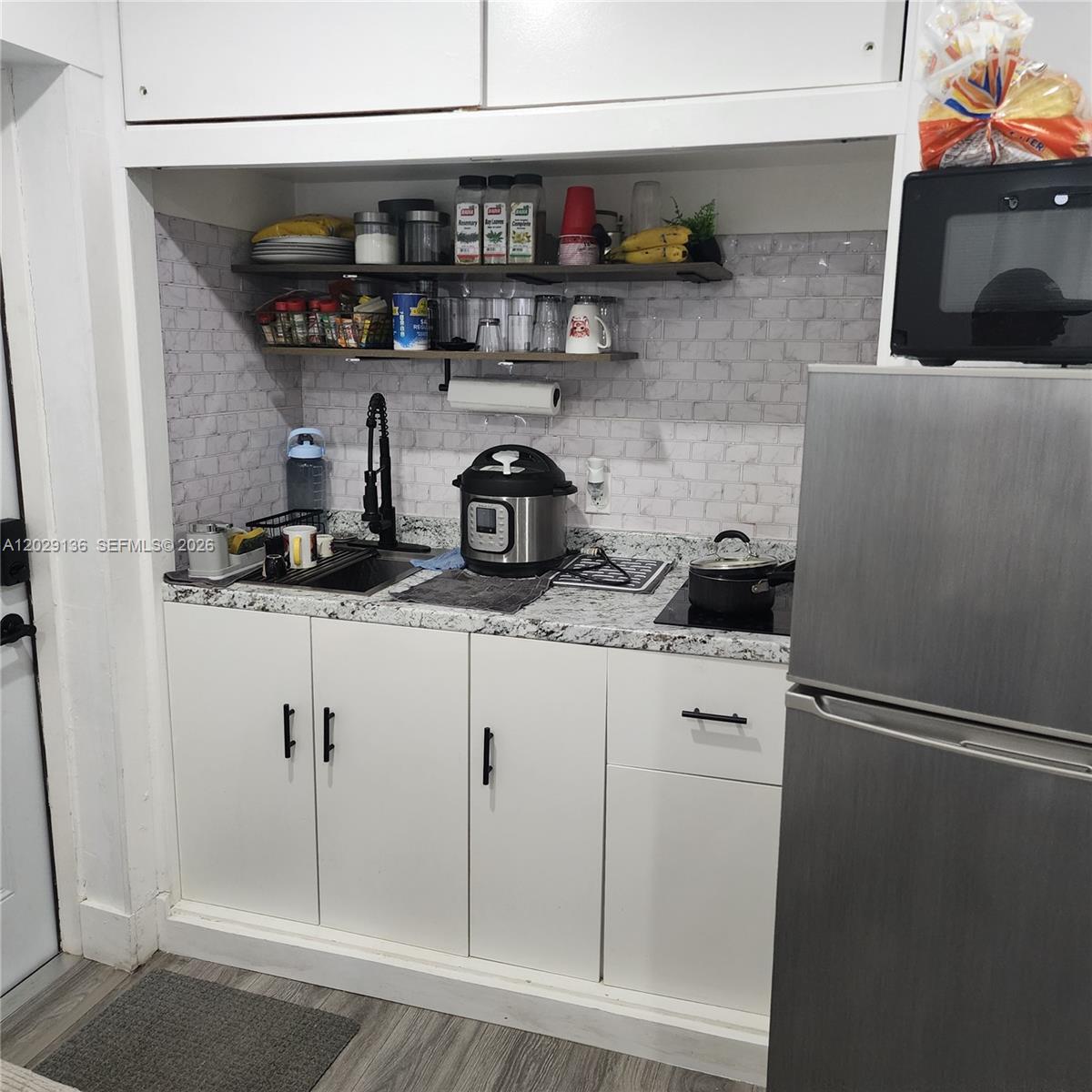 LIBERTY HOMES ESTATES SEC - Residential