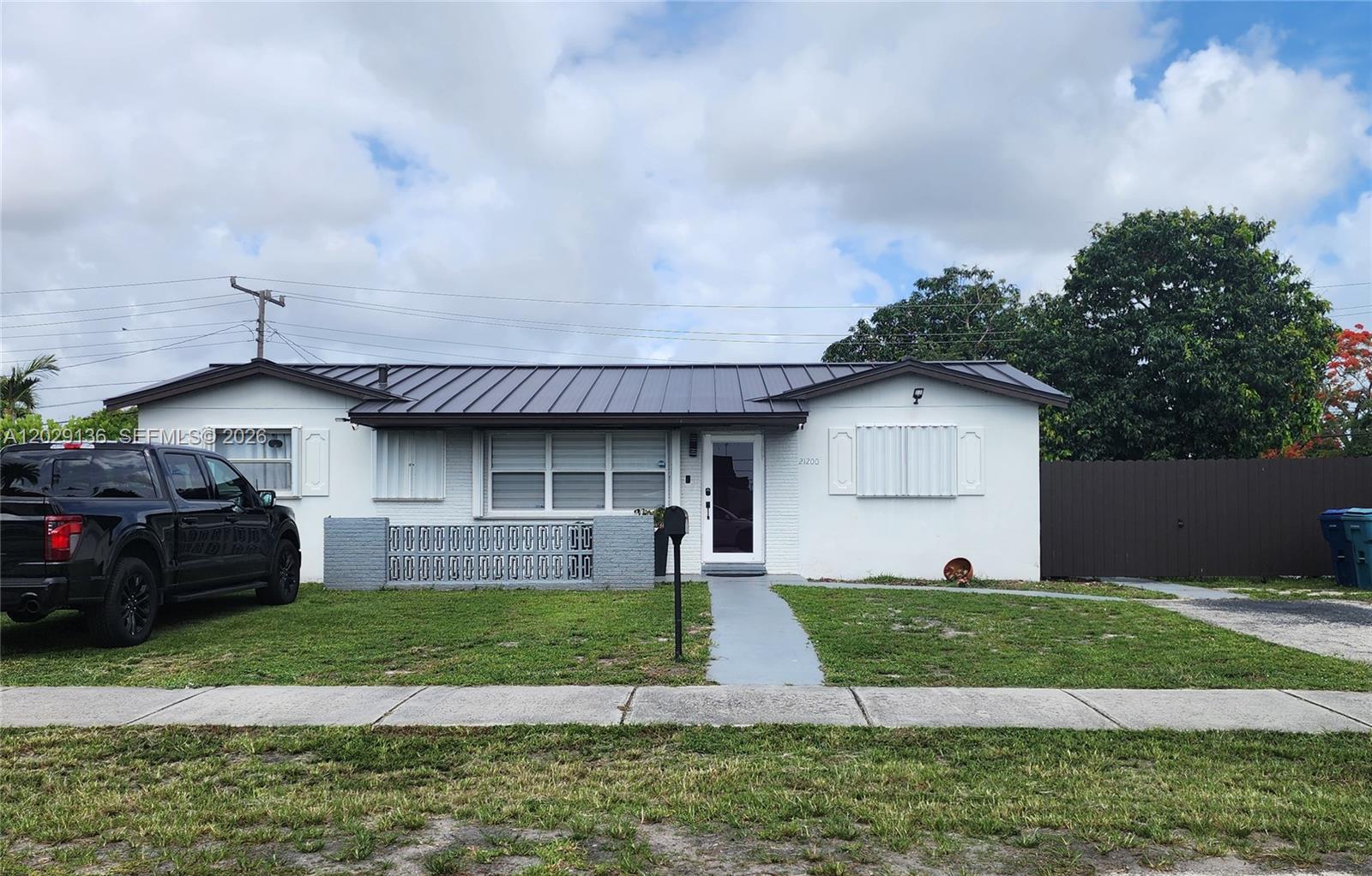 LIBERTY HOMES ESTATES SEC - Residential