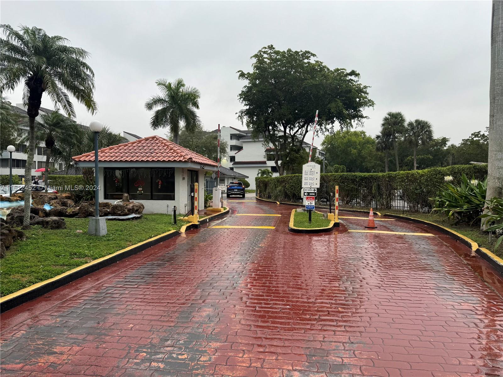 VERABELLA FALLS CONDO - Residential
