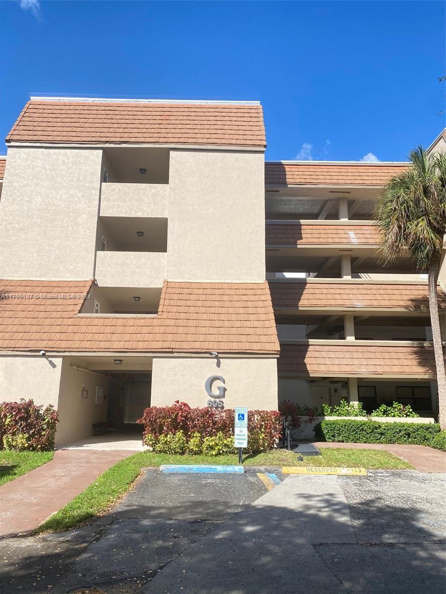 SUMMERTREE VILG CALIF CL - Residential Lease