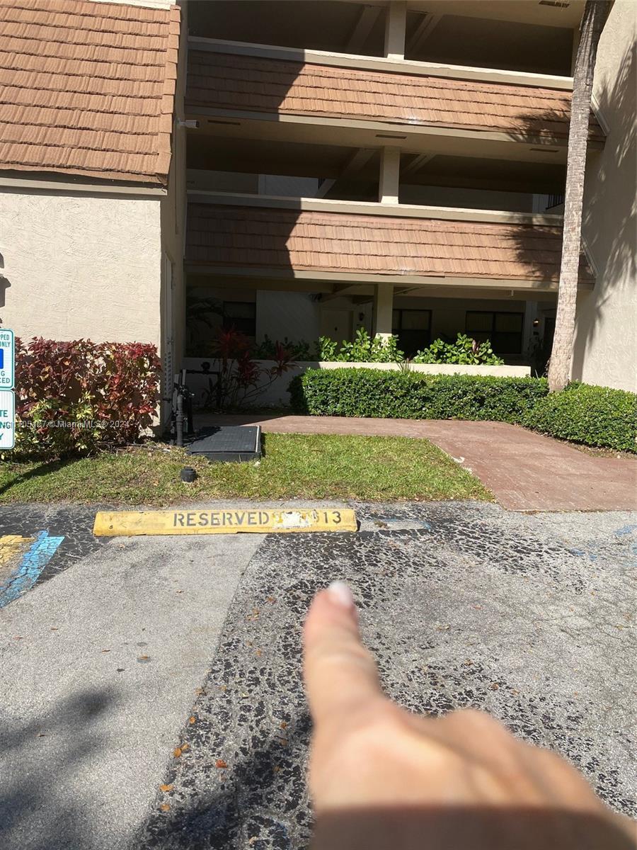SUMMERTREE VILG CALIF CL - Residential Lease