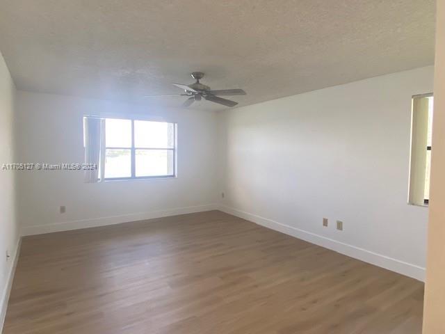 SUMMERTREE VILG CALIF CL - Residential Lease