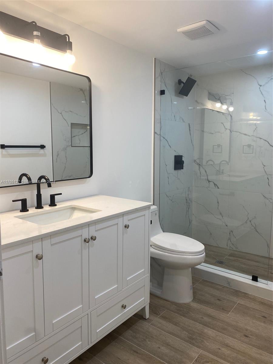 SUMMERTREE VILG CALIF CL - Residential Lease