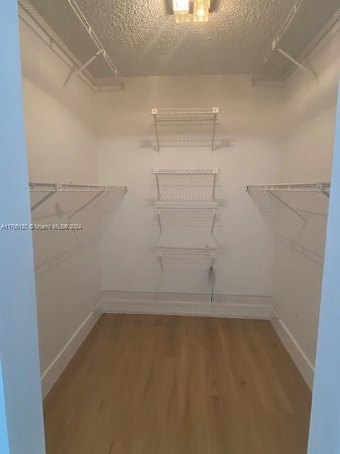 SUMMERTREE VILG CALIF CL - Residential Lease