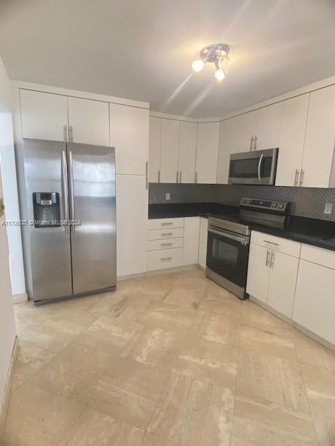 SUMMERTREE VILG CALIF CL - Residential Lease