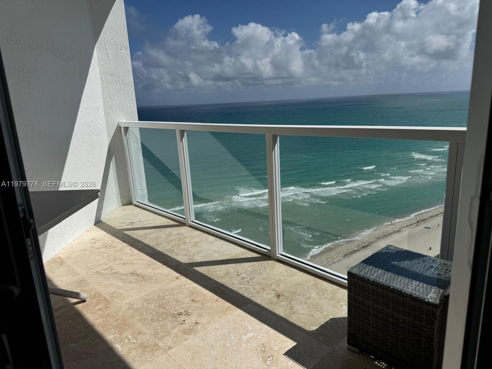 LA PERLA CONDO - Residential