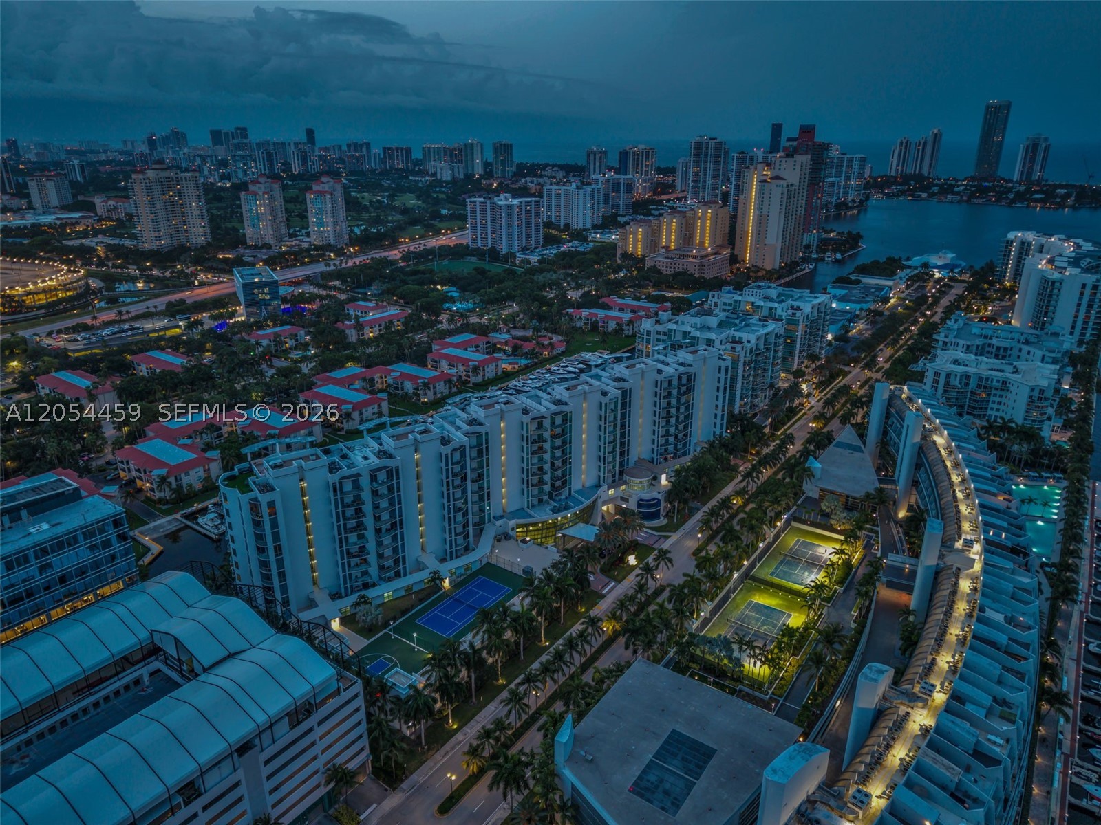 UPTOWN MARINA LOFTS CONDO - Residential