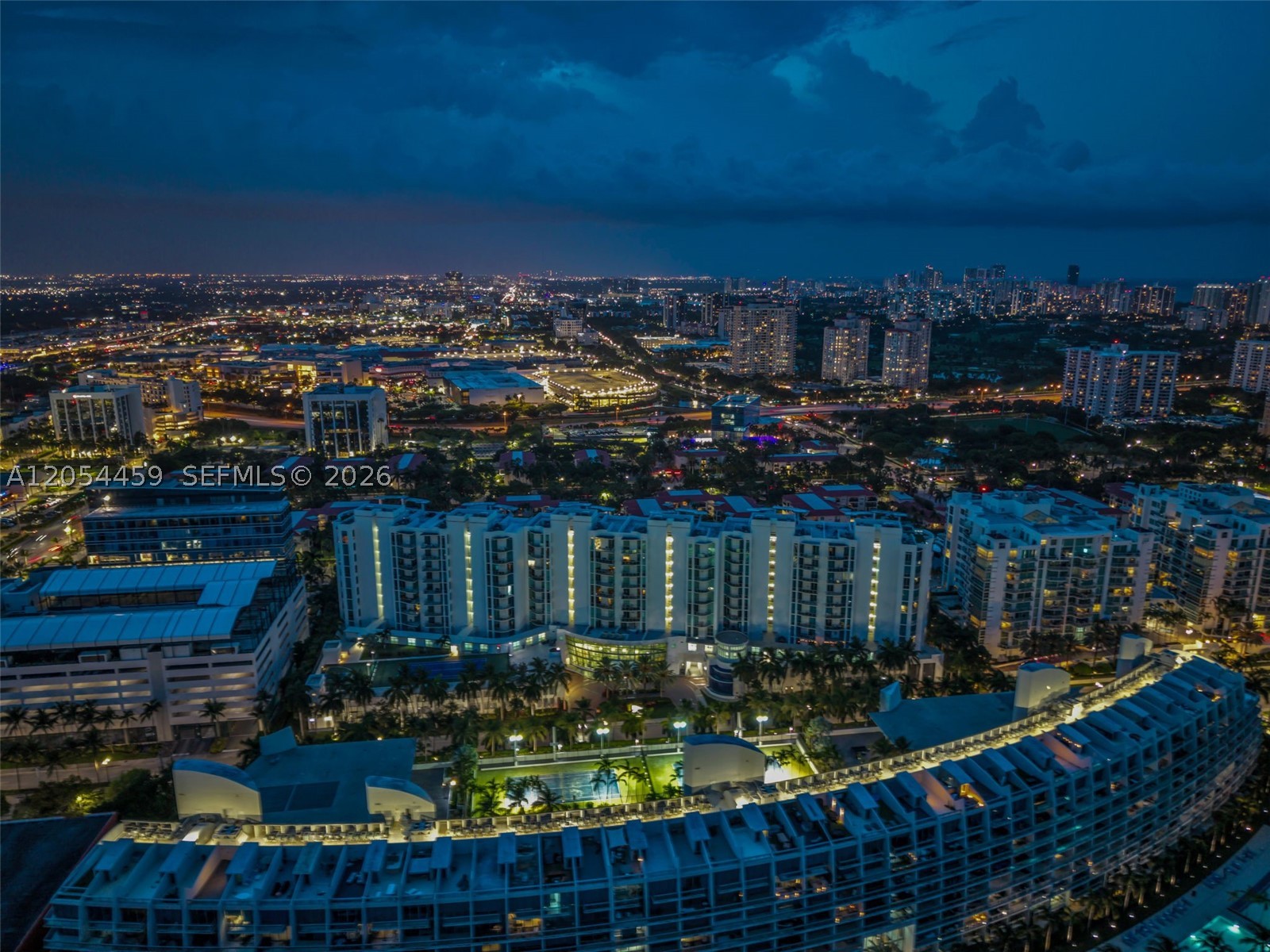 UPTOWN MARINA LOFTS CONDO - Residential
