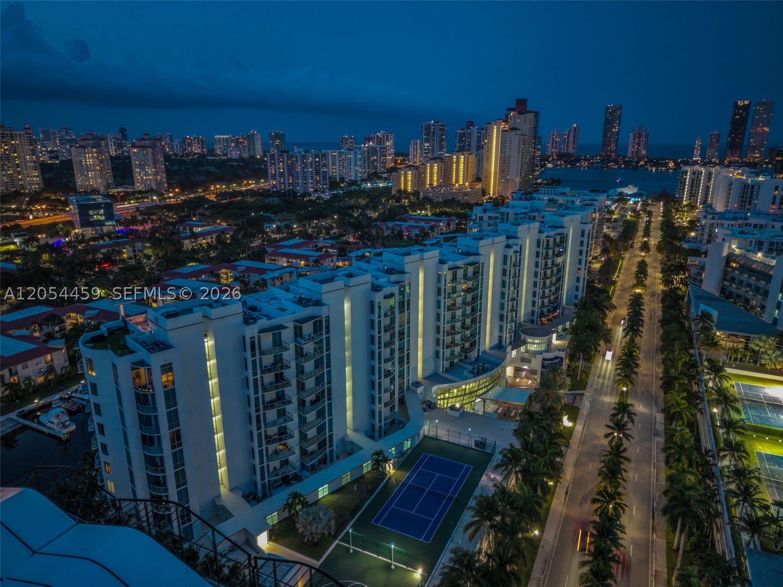 UPTOWN MARINA LOFTS CONDO - Residential