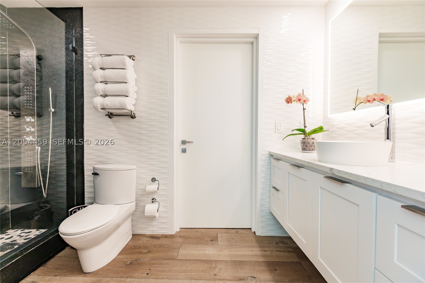 UPTOWN MARINA LOFTS CONDO - Residential