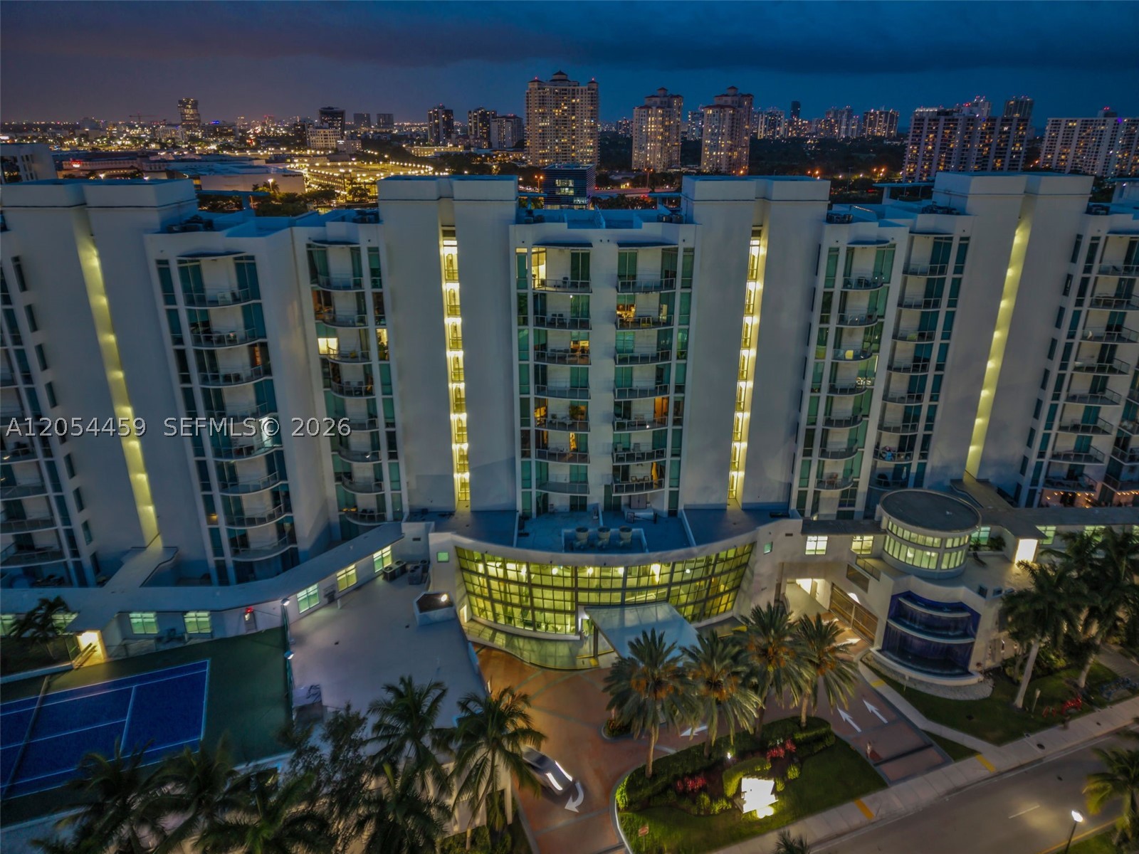 UPTOWN MARINA LOFTS CONDO - Residential