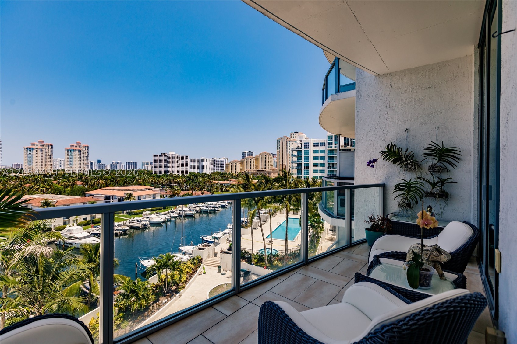 UPTOWN MARINA LOFTS CONDO - Residential