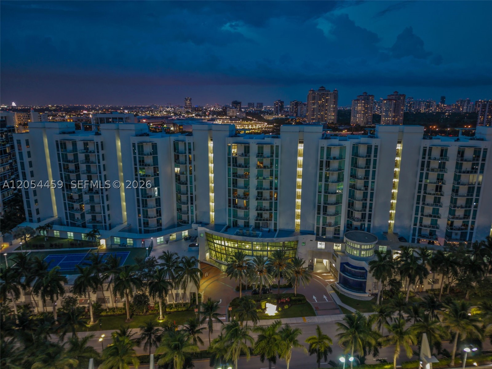 UPTOWN MARINA LOFTS CONDO - Residential