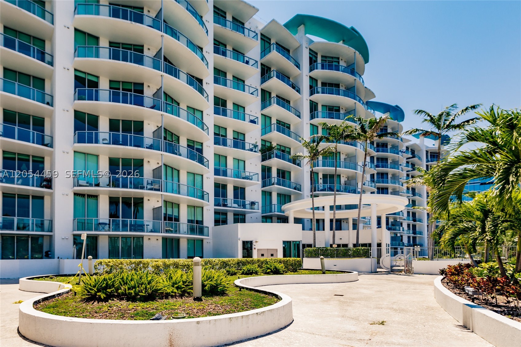UPTOWN MARINA LOFTS CONDO - Residential