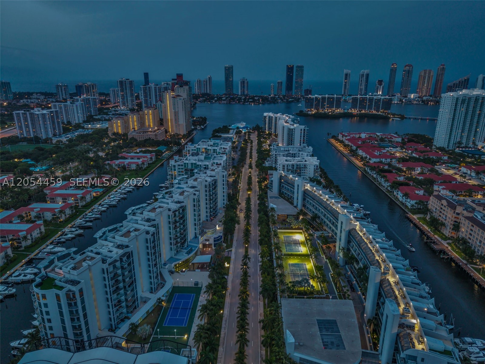 UPTOWN MARINA LOFTS CONDO - Residential