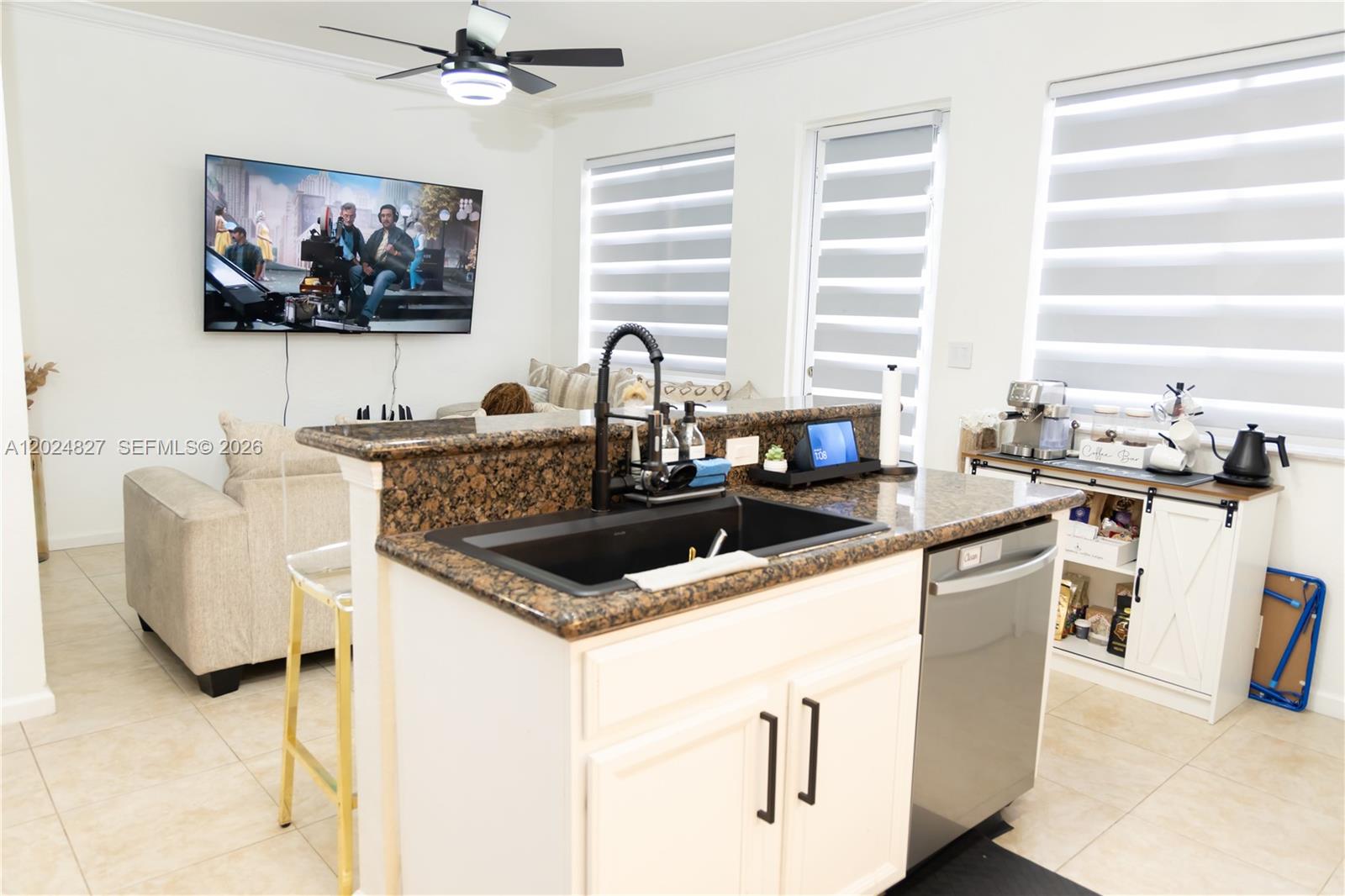 MAJORCA ISLES III CONDO - Residential
