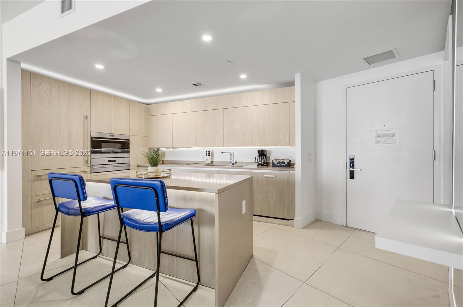 4111 SOUTH OCEAN DRIVE CO - Residential