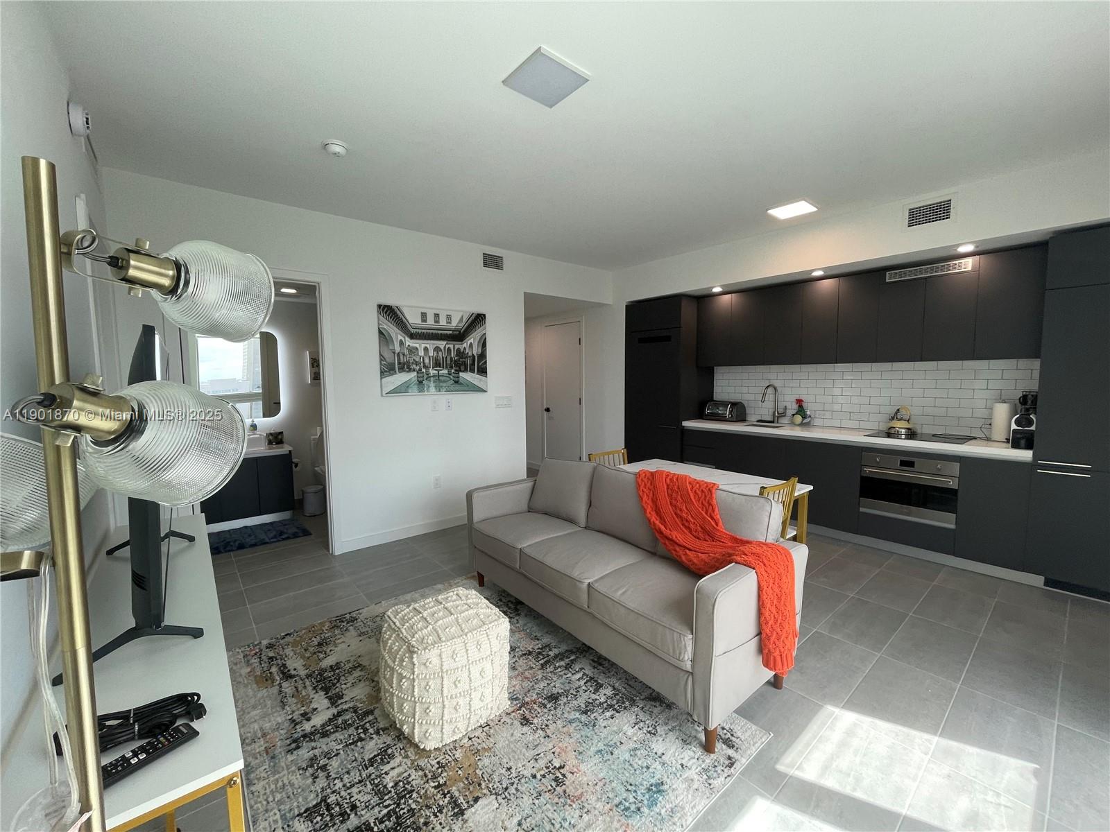 YOTEL PAD MIAMI - Residential