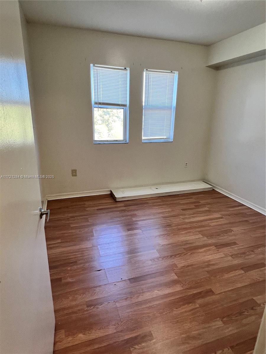 PARADISE POINTE CONDO - Residential Lease