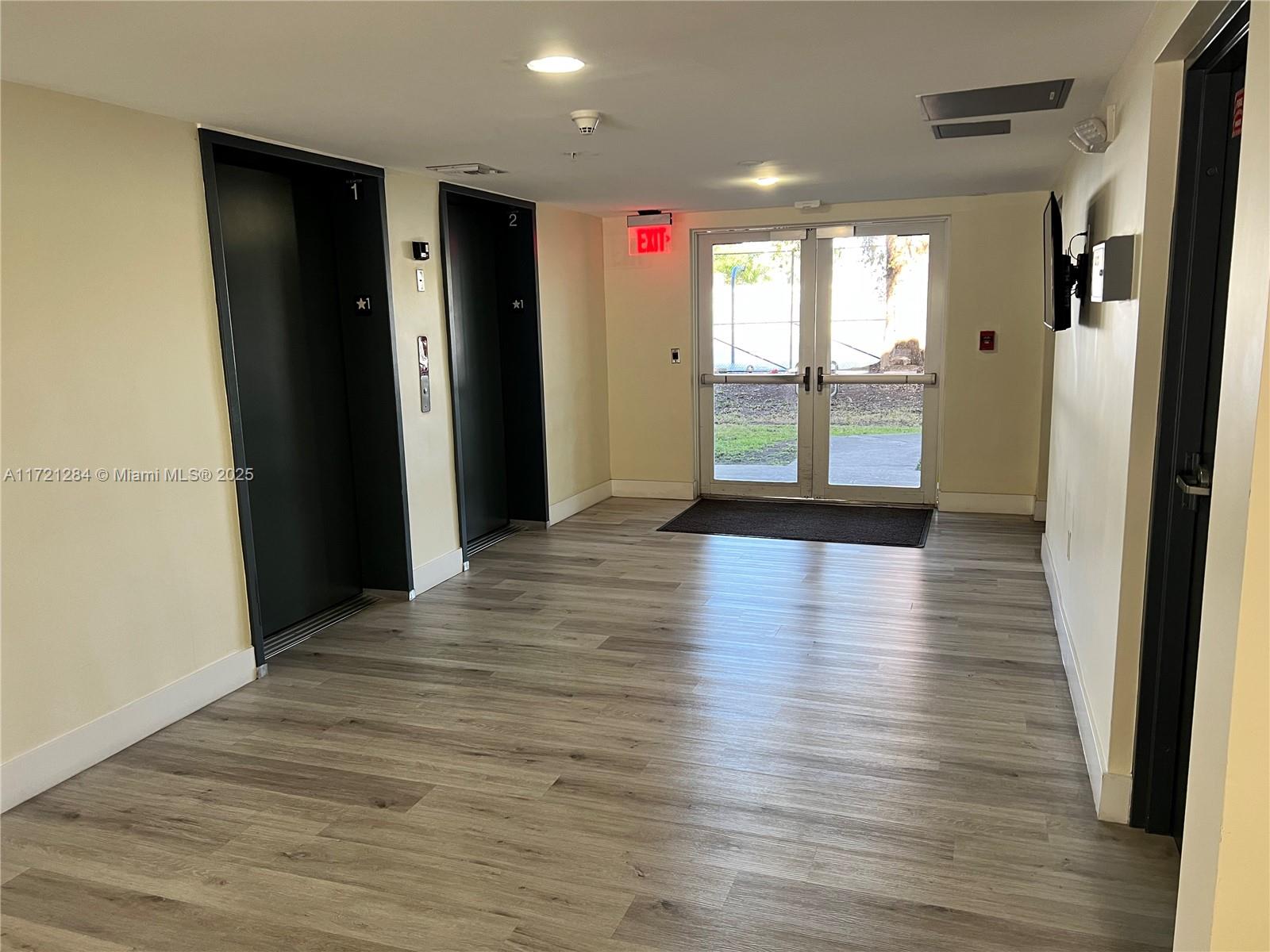 PARADISE POINTE CONDO - Residential Lease