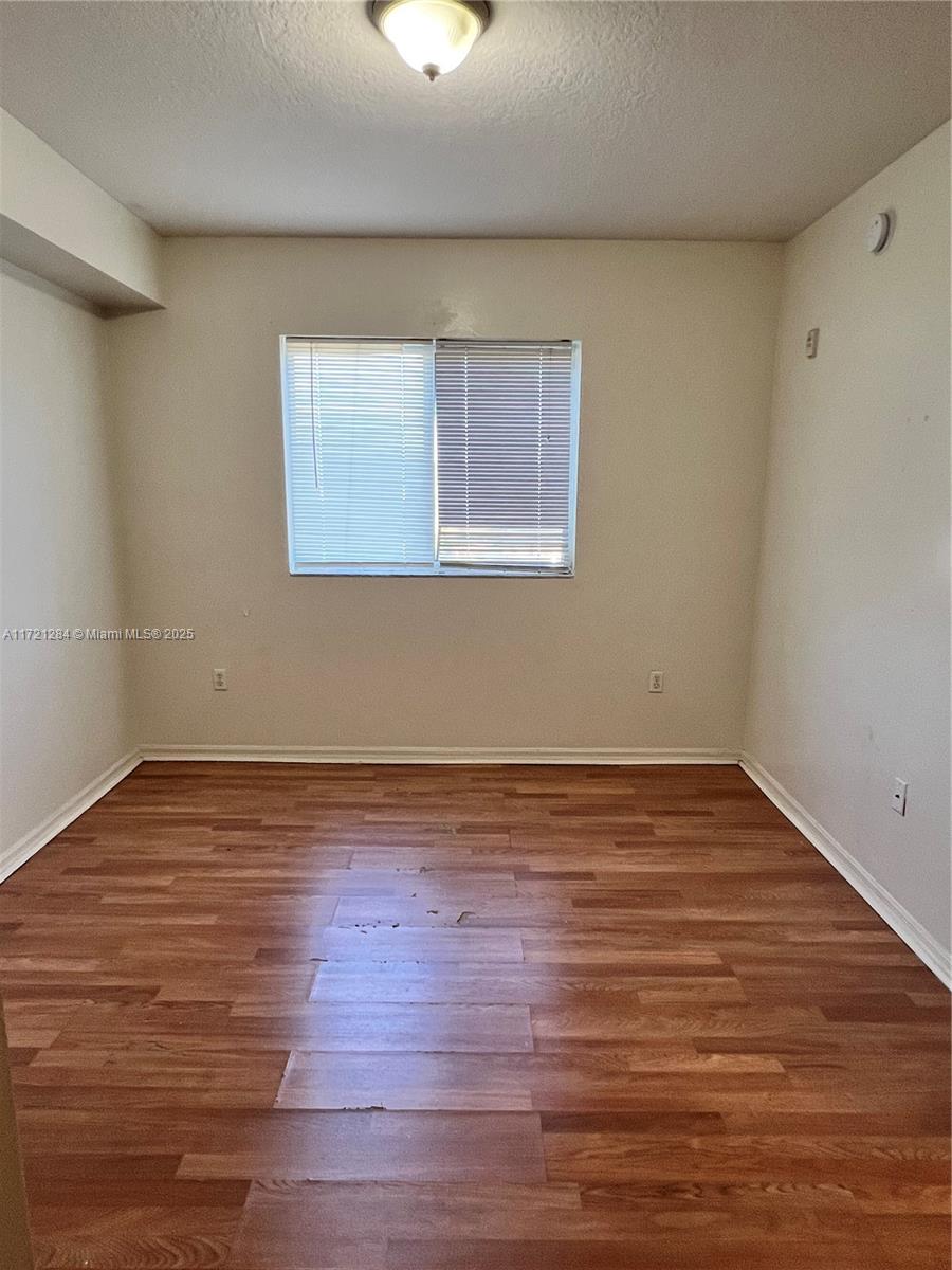 PARADISE POINTE CONDO - Residential Lease