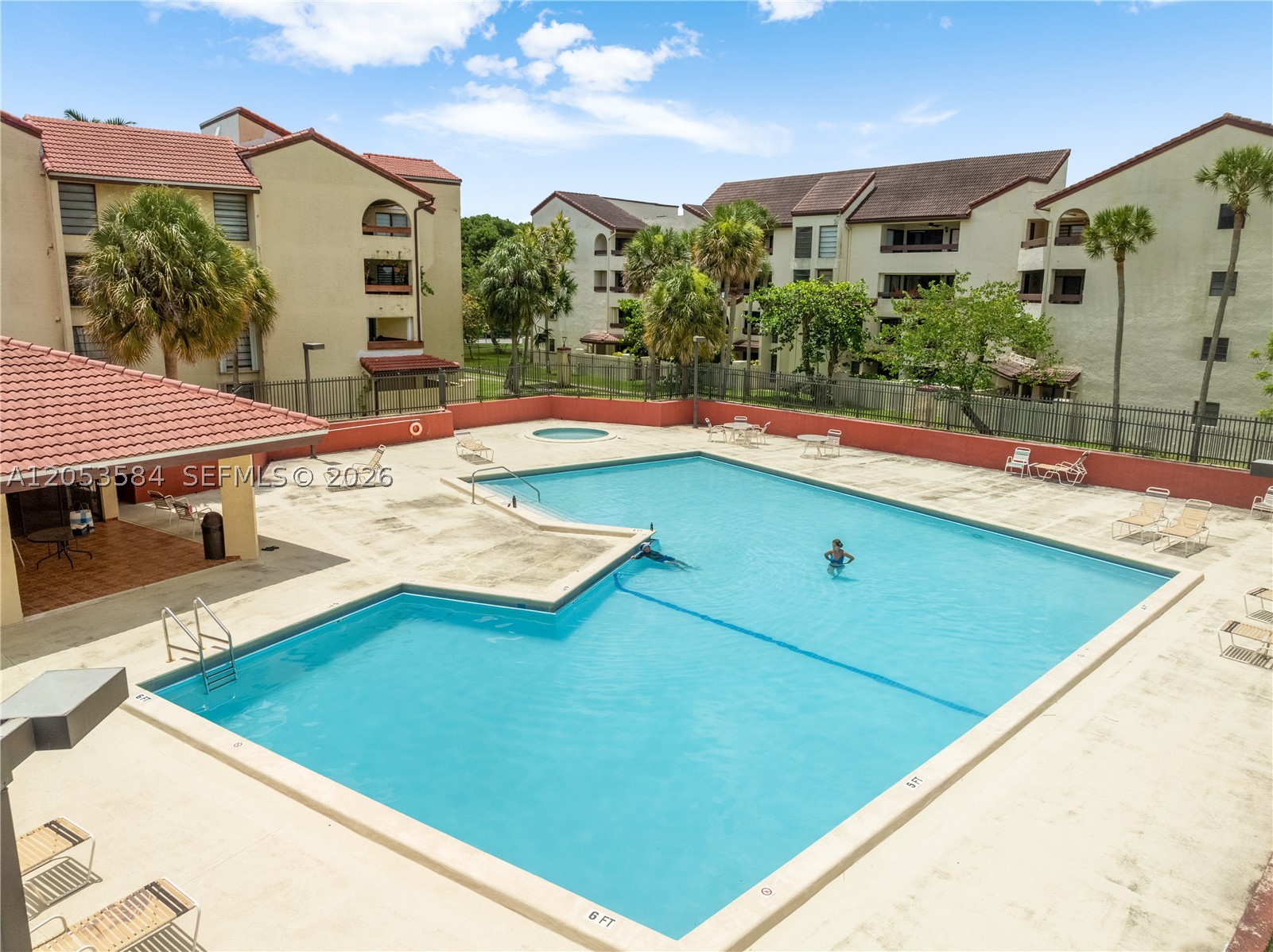 KENLAND BEND NORTH CONDO - Residential