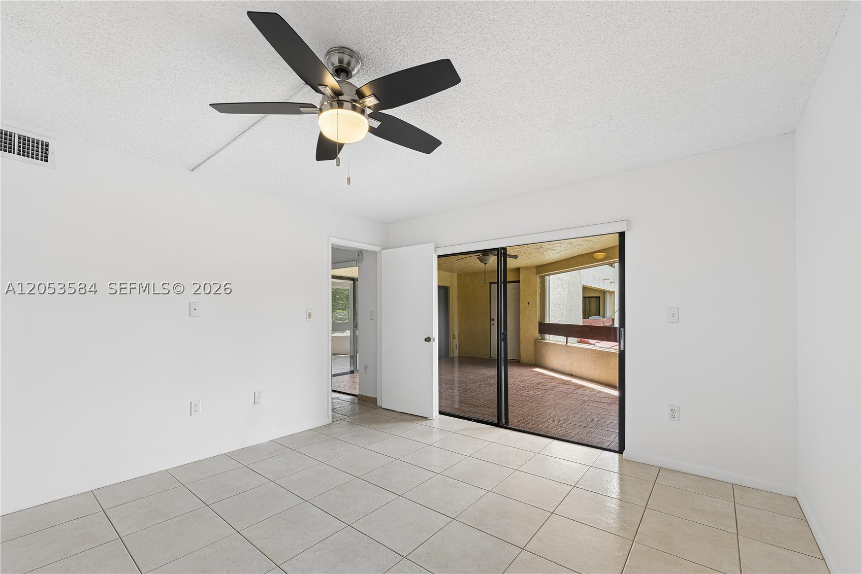 KENLAND BEND NORTH CONDO - Residential