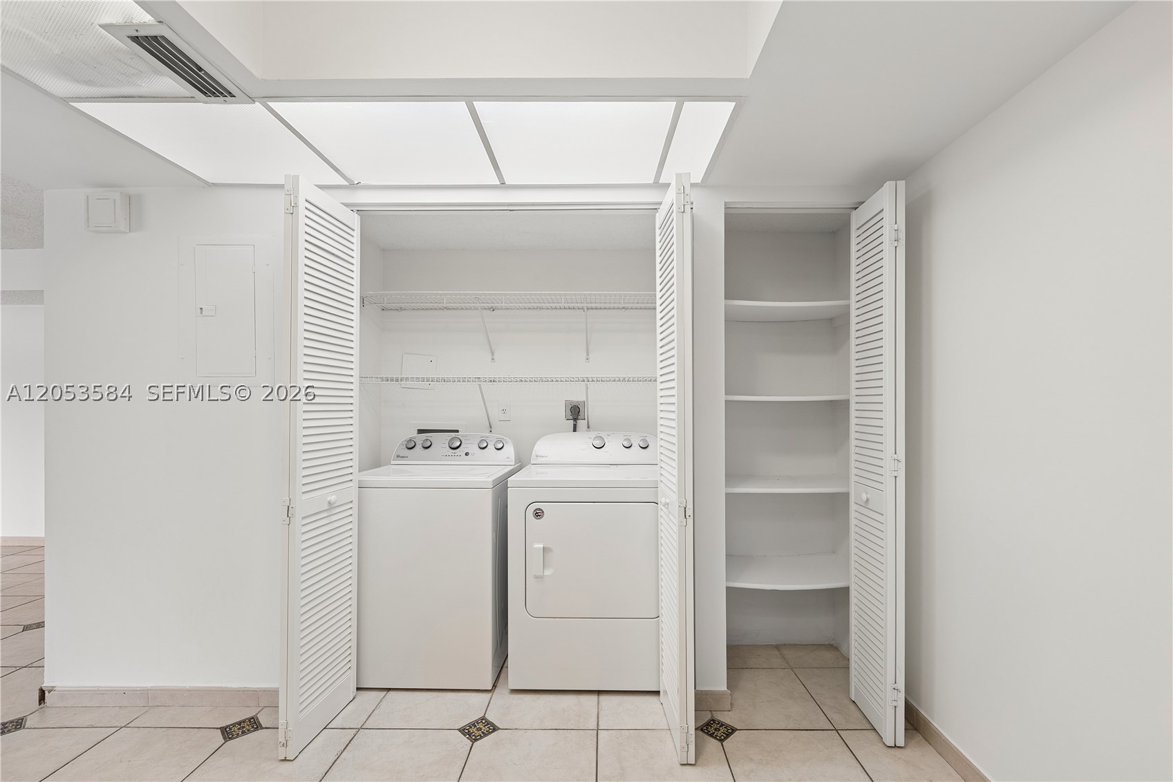 KENLAND BEND NORTH CONDO - Residential