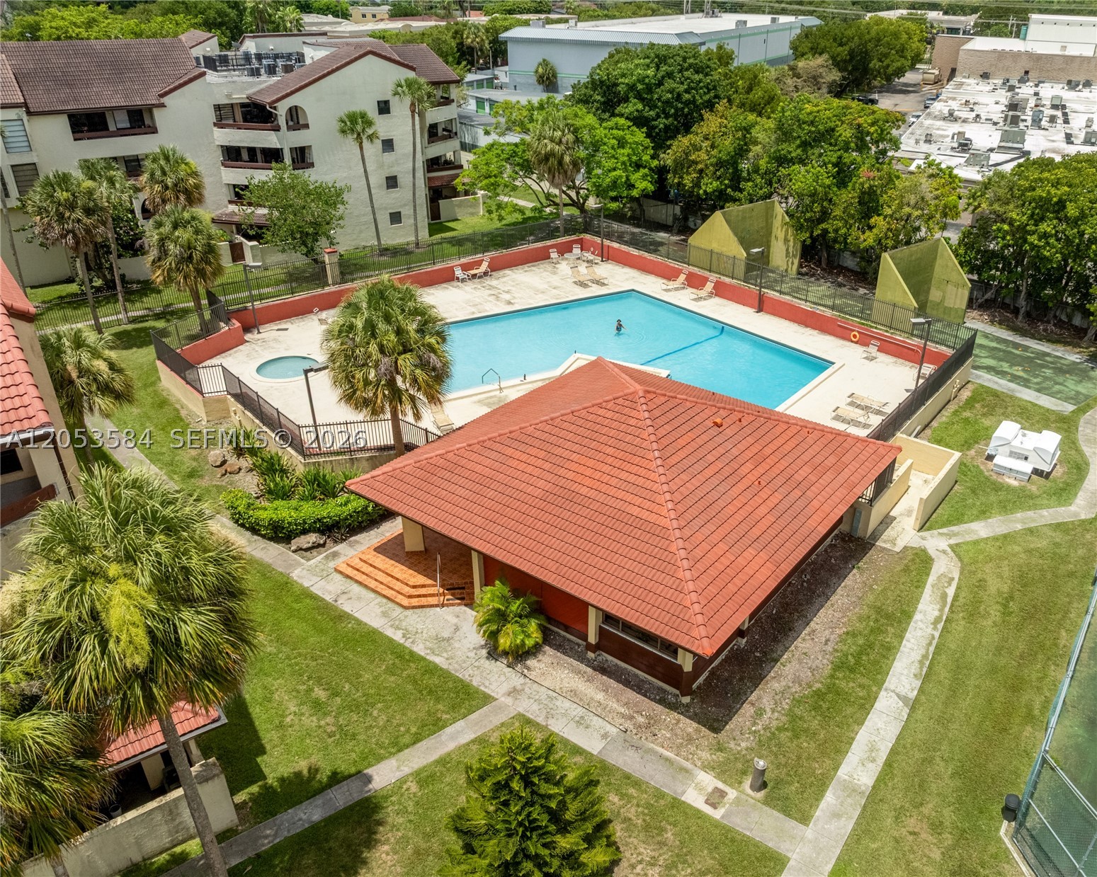KENLAND BEND NORTH CONDO - Residential