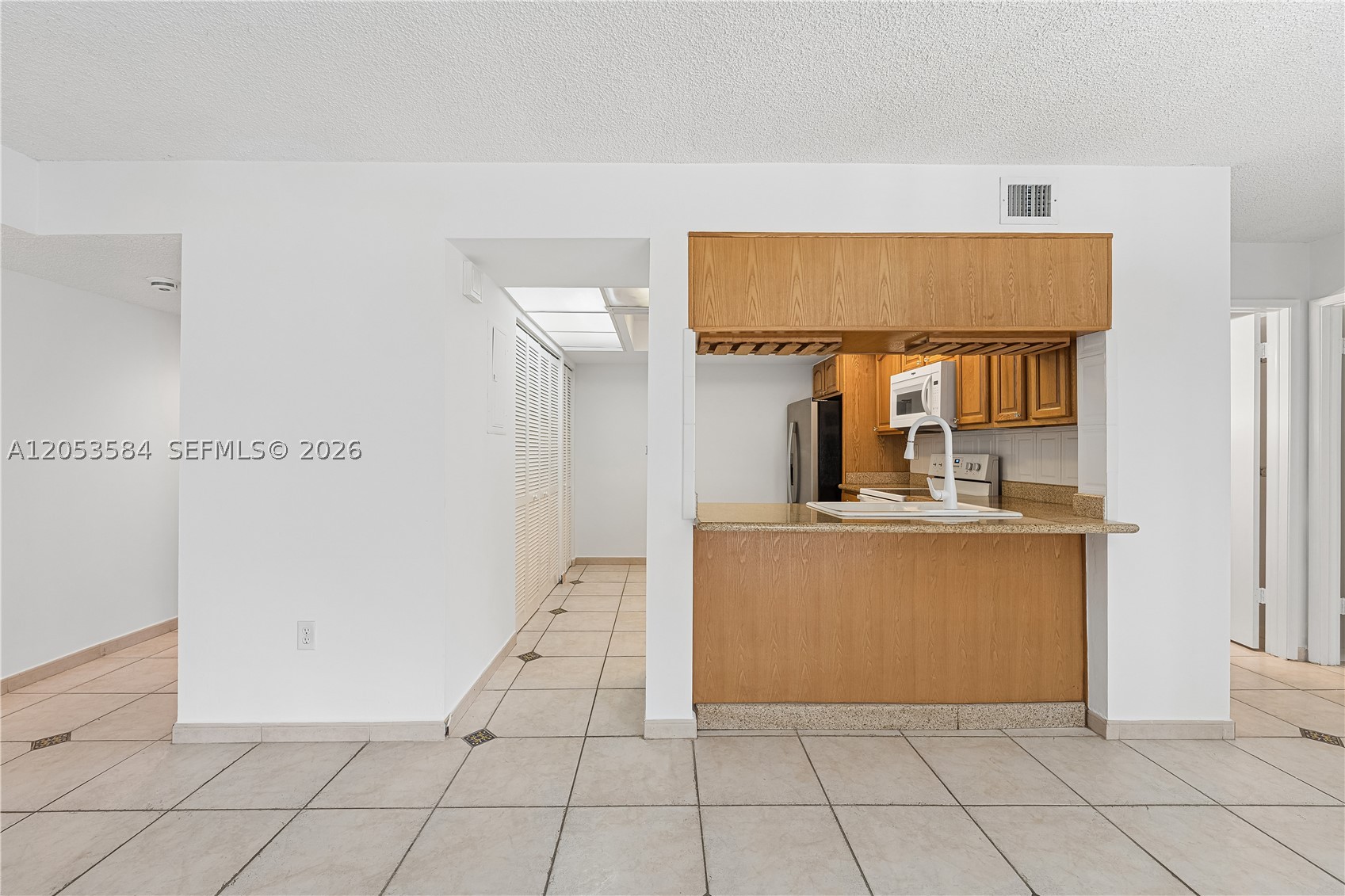 KENLAND BEND NORTH CONDO - Residential