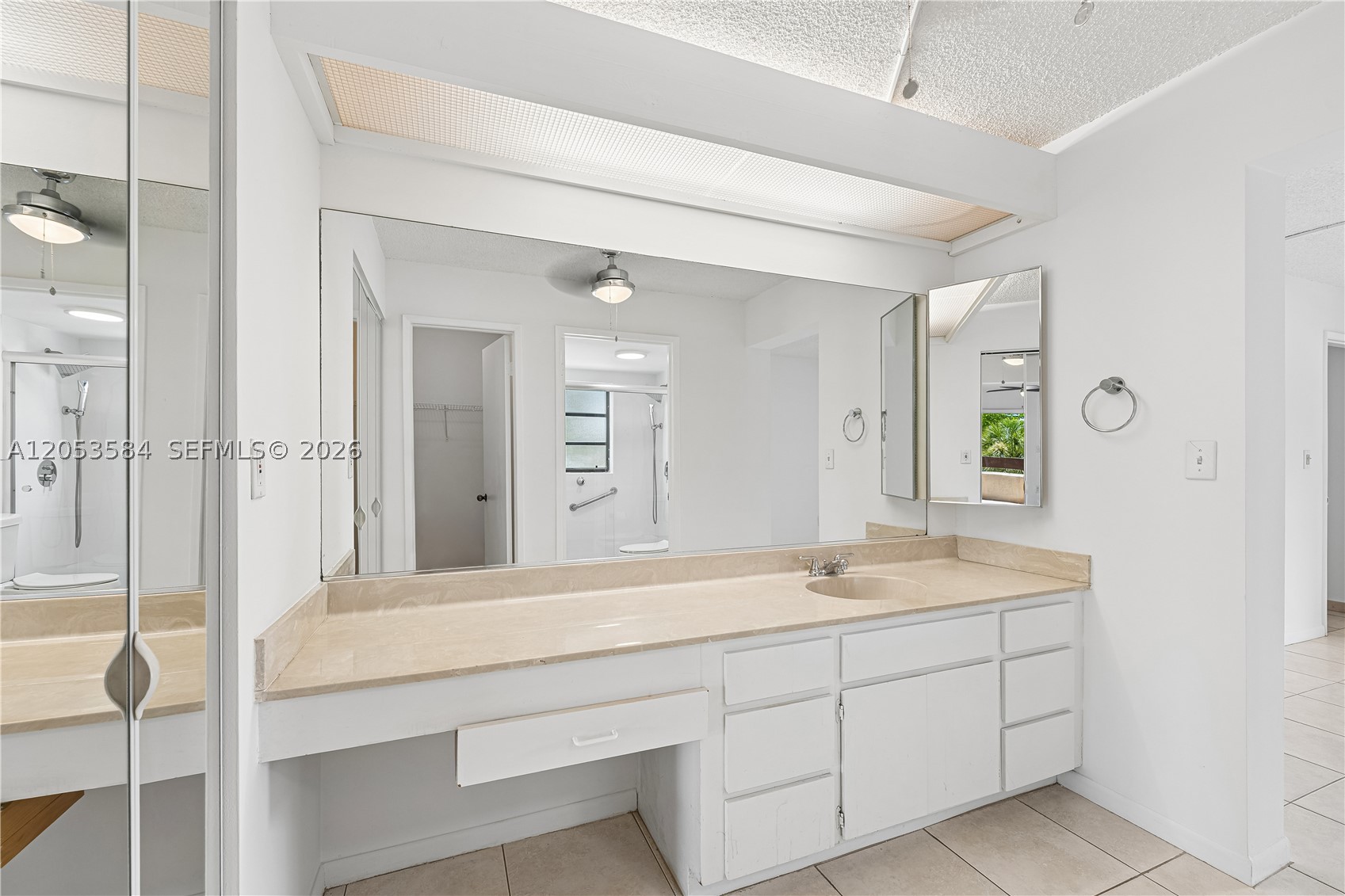 KENLAND BEND NORTH CONDO - Residential