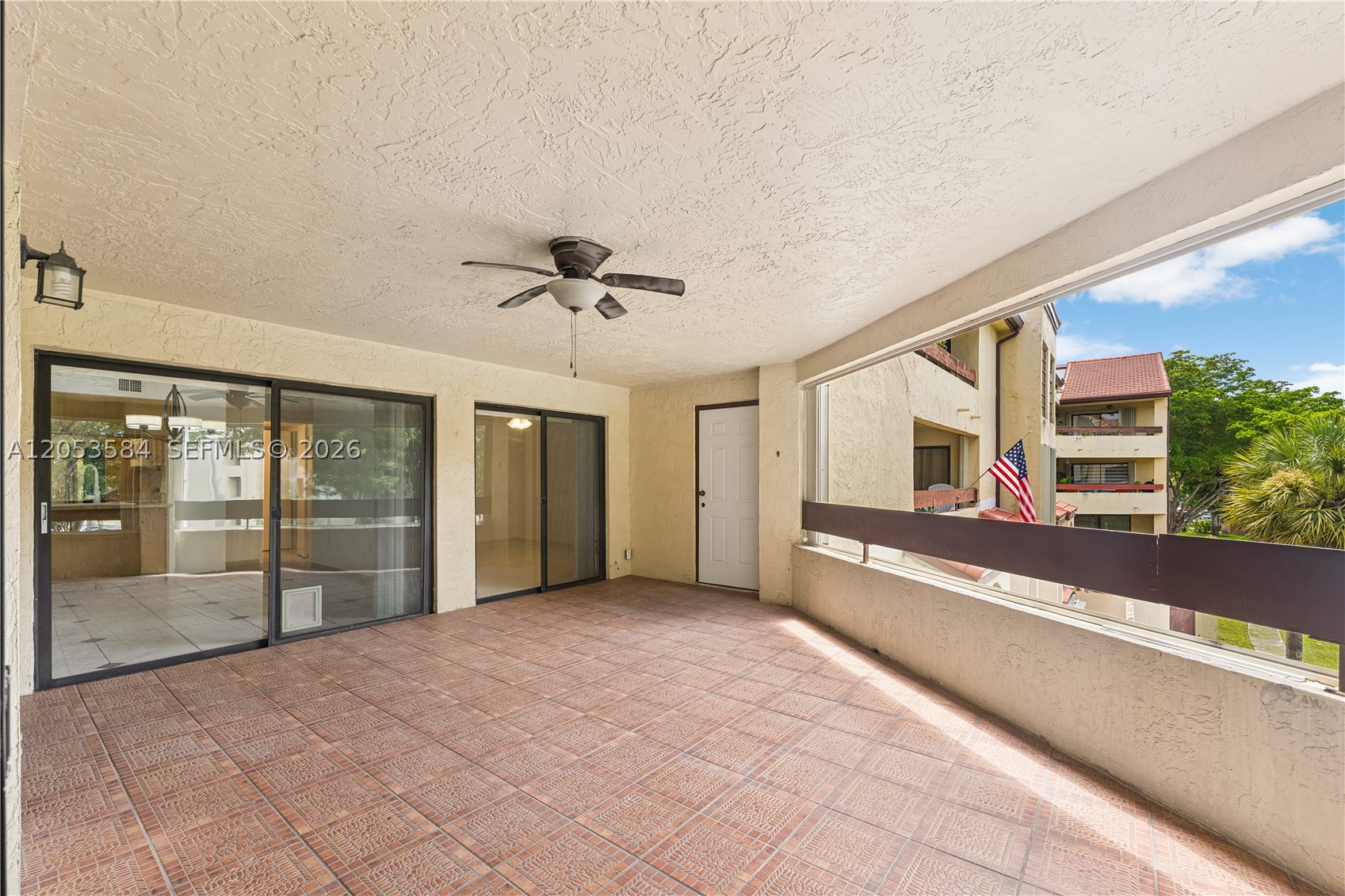 KENLAND BEND NORTH CONDO - Residential