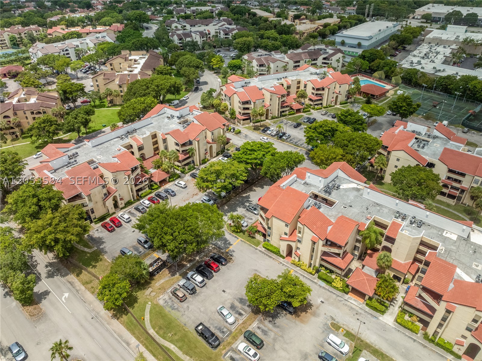 KENLAND BEND NORTH CONDO - Residential