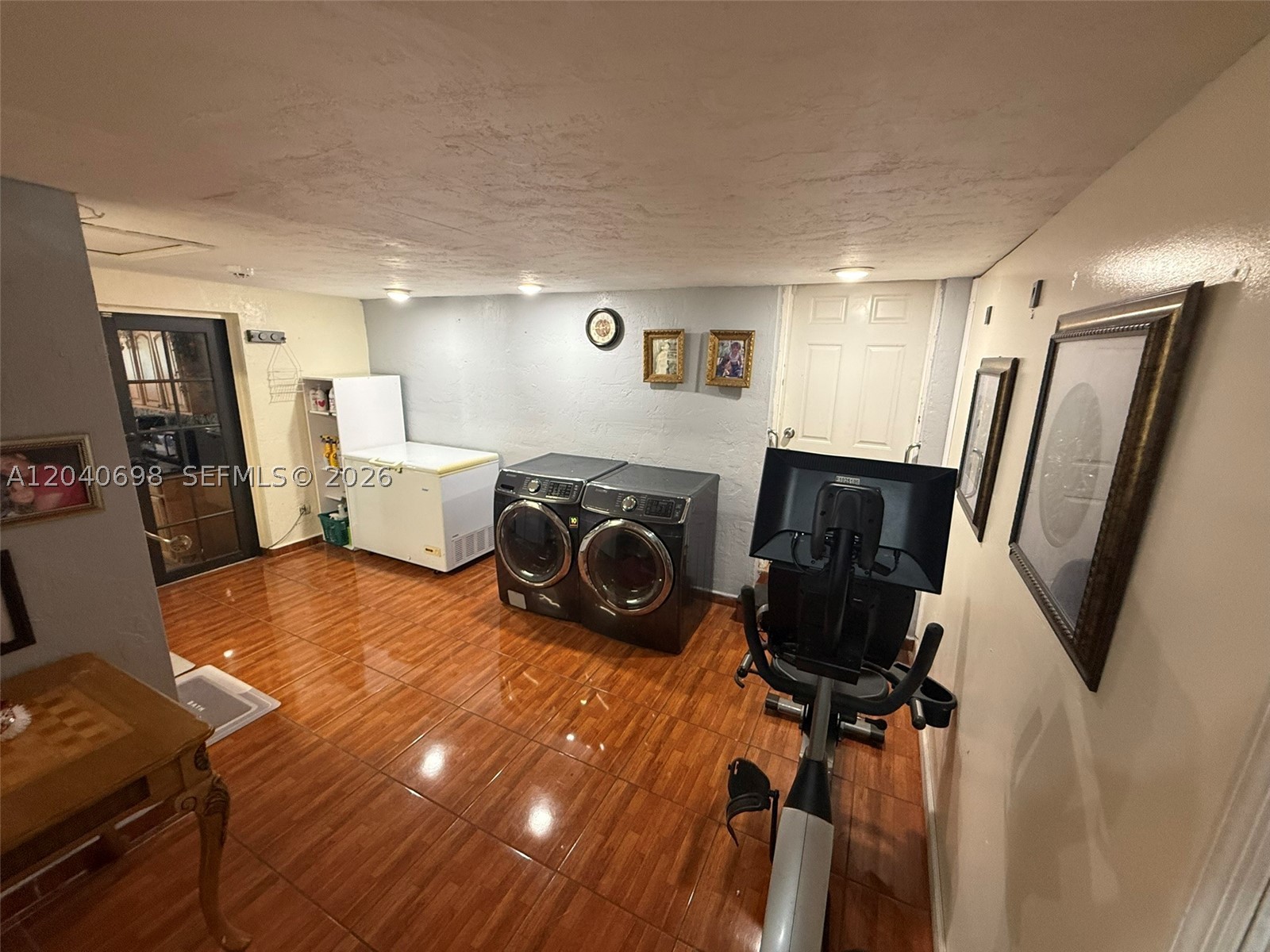 HIALEAH DEER PK ADDN - Residential