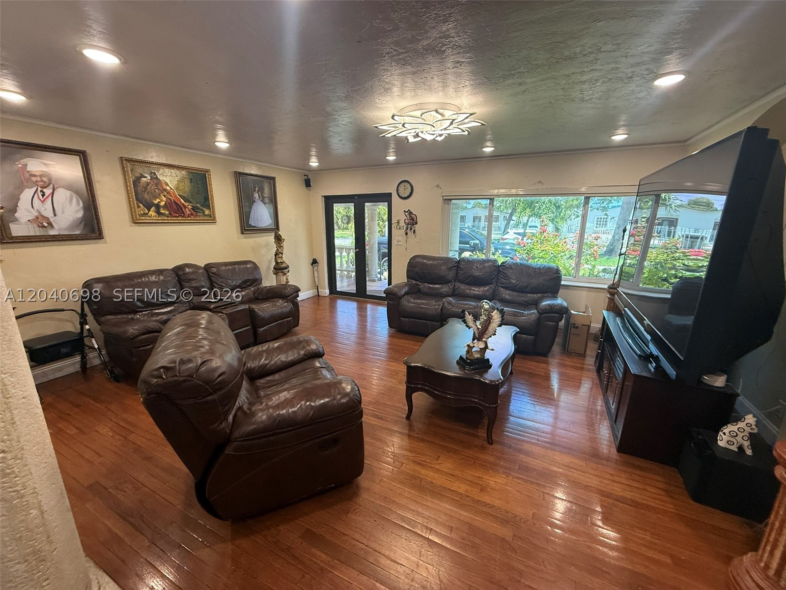 HIALEAH DEER PK ADDN - Residential
