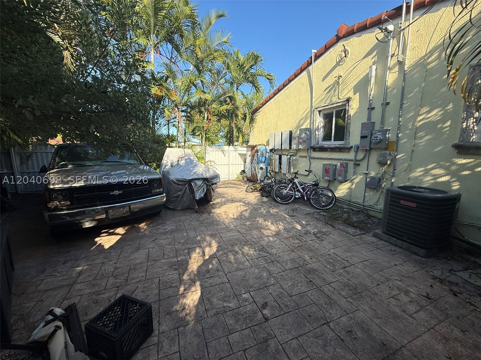 HIALEAH DEER PK ADDN - Residential