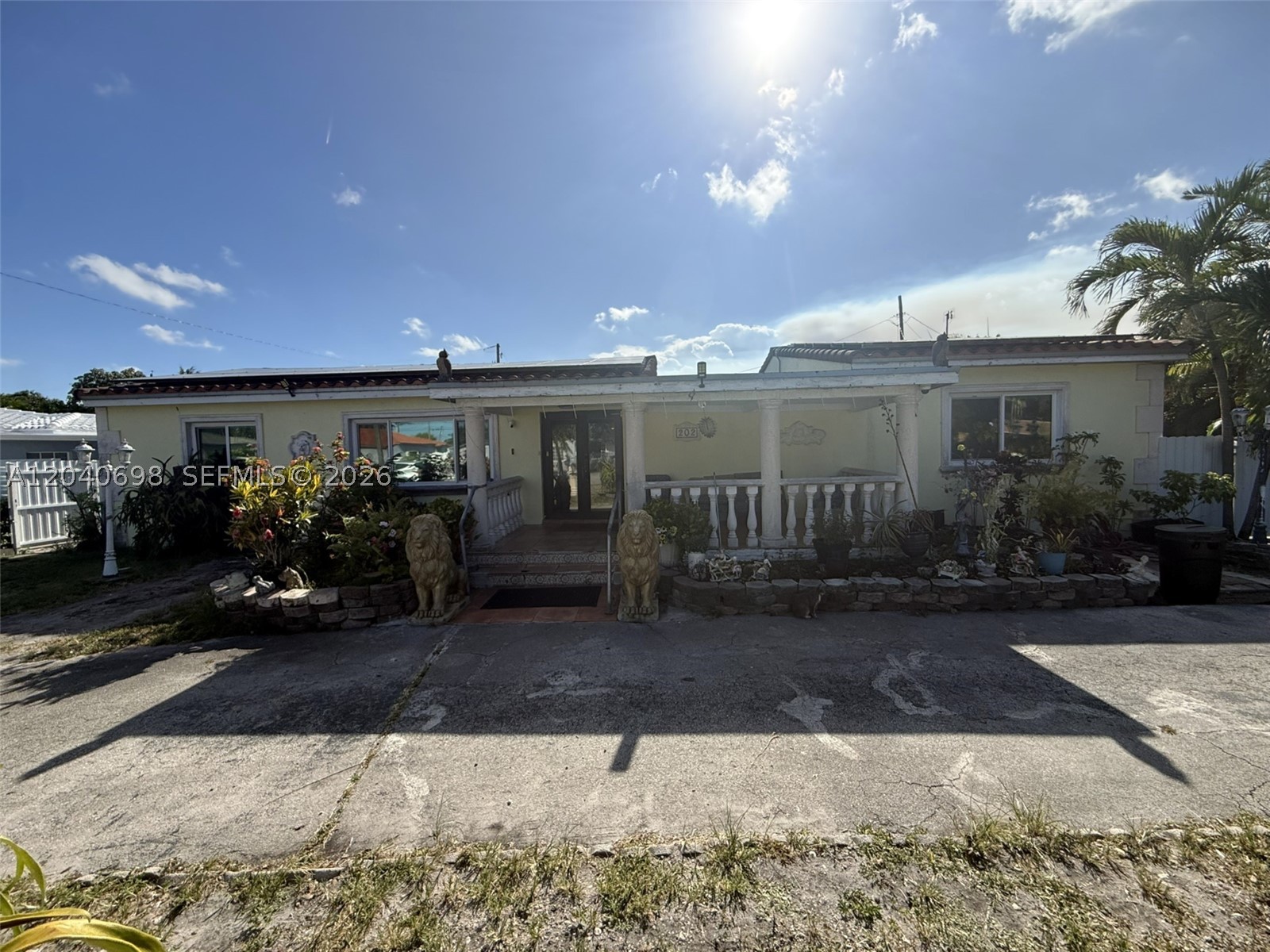 HIALEAH DEER PK ADDN - Residential