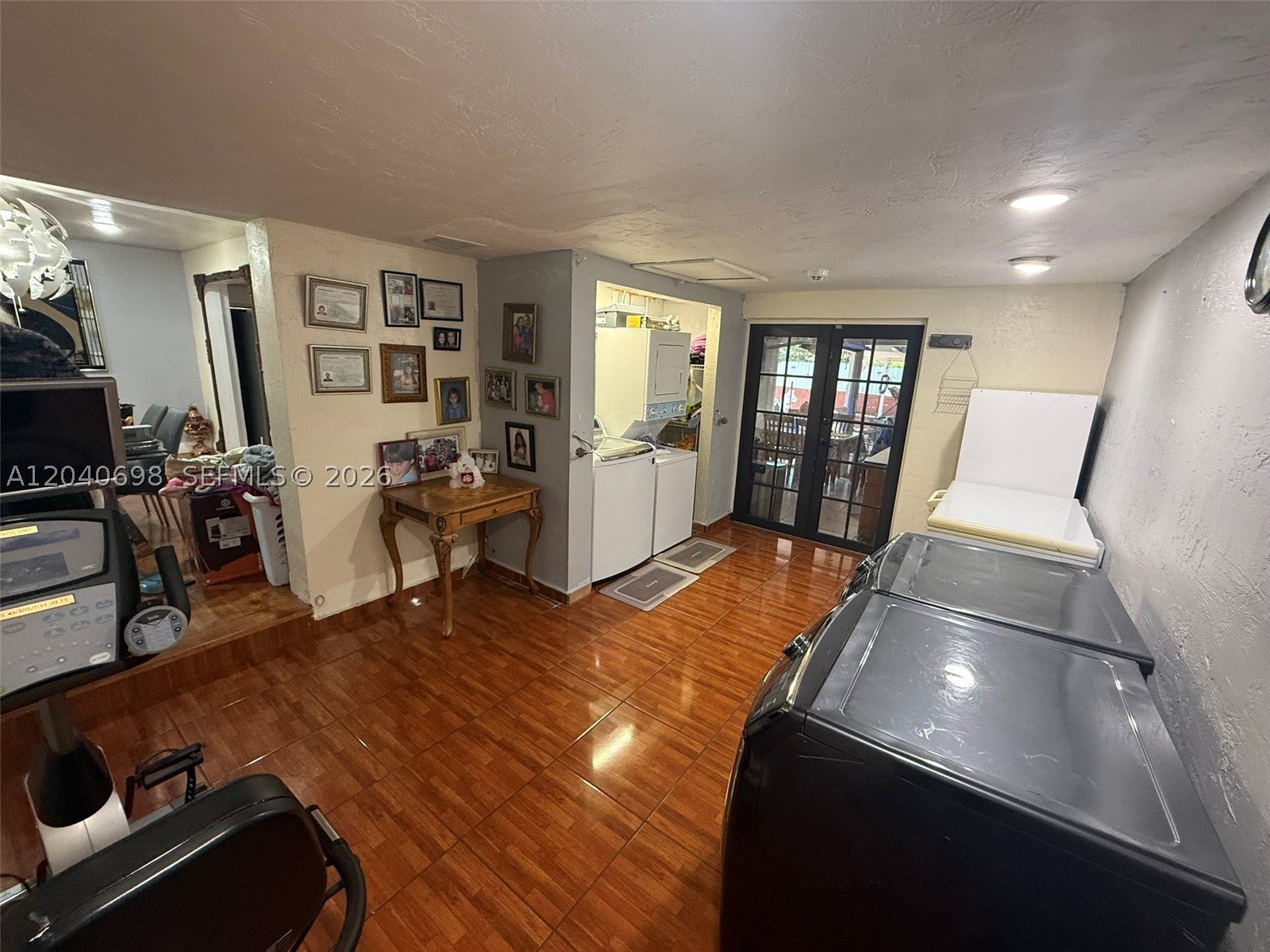 HIALEAH DEER PK ADDN - Residential