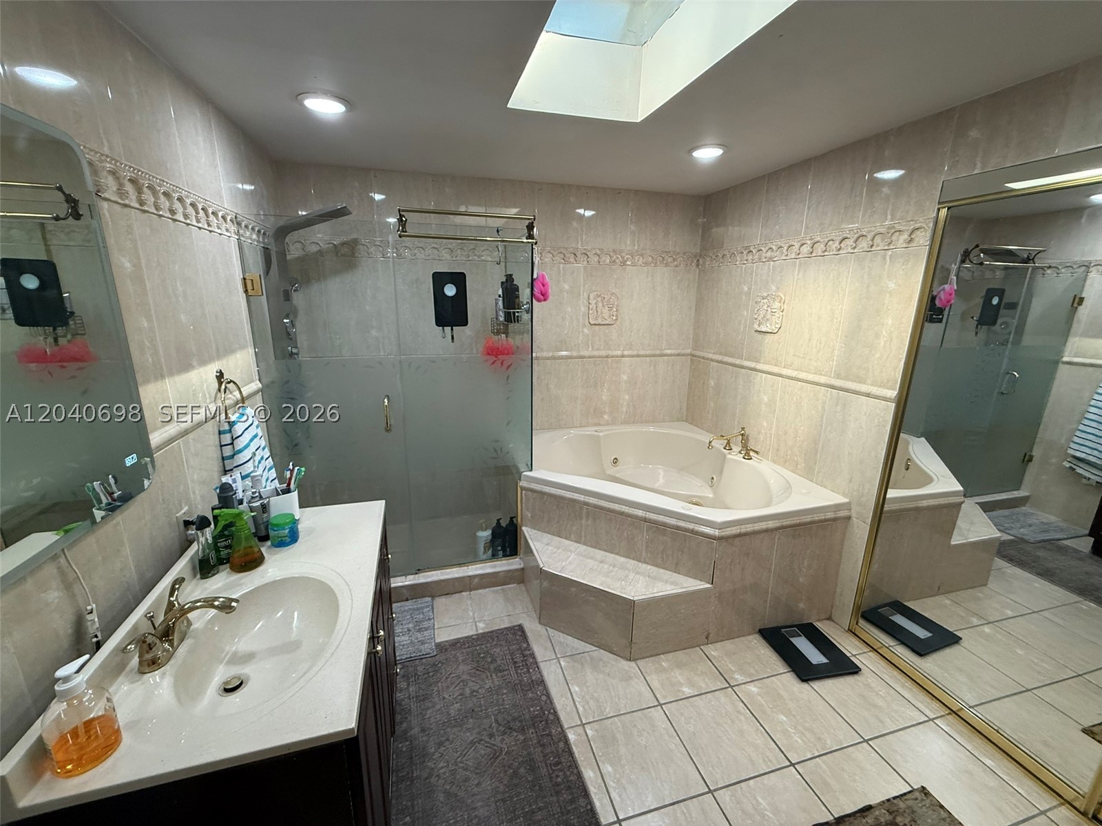 HIALEAH DEER PK ADDN - Residential