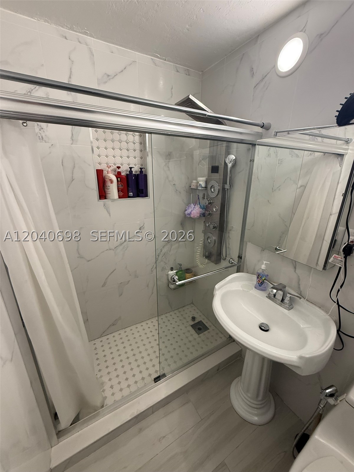 HIALEAH DEER PK ADDN - Residential