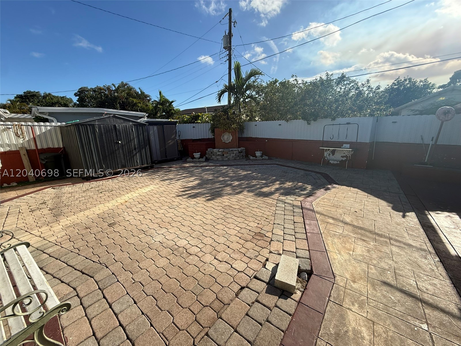 HIALEAH DEER PK ADDN - Residential