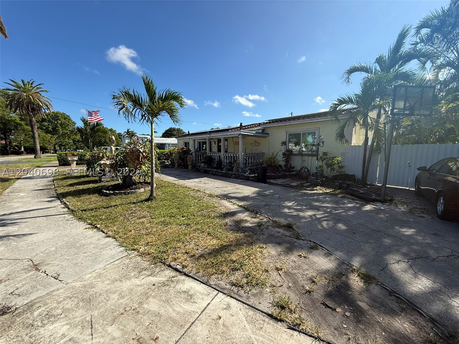 HIALEAH DEER PK ADDN - Residential