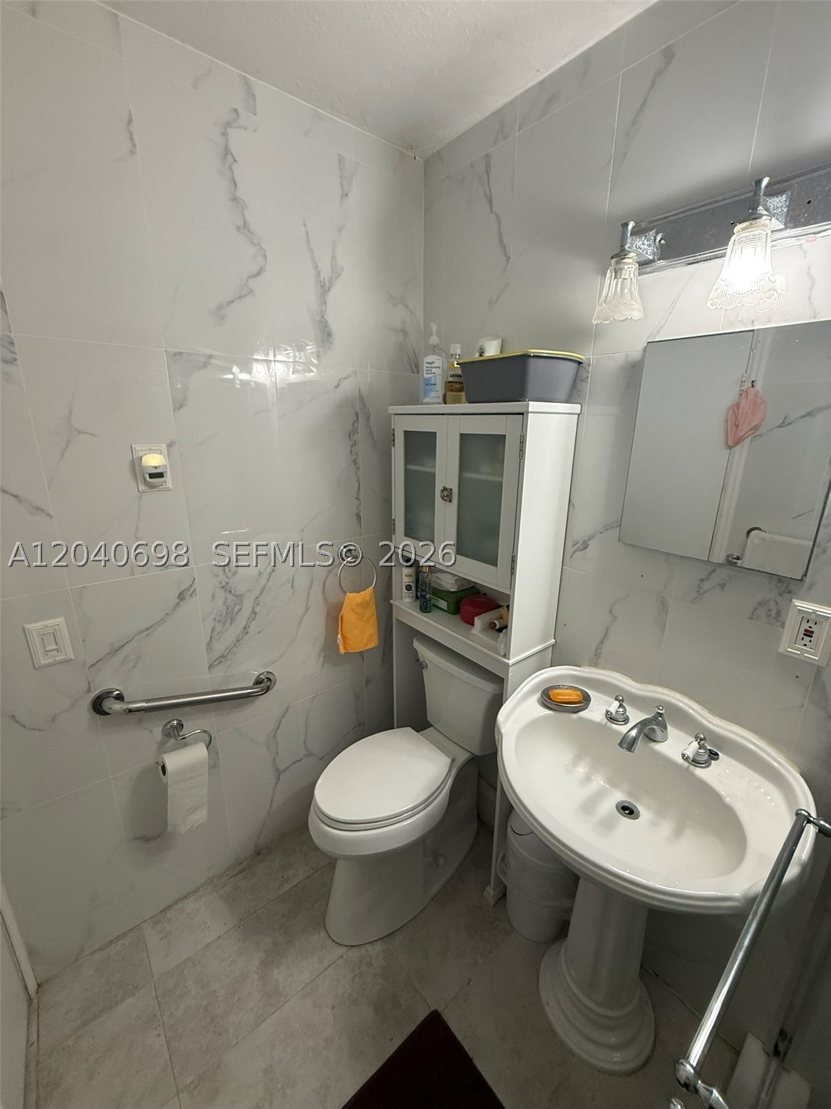 HIALEAH DEER PK ADDN - Residential