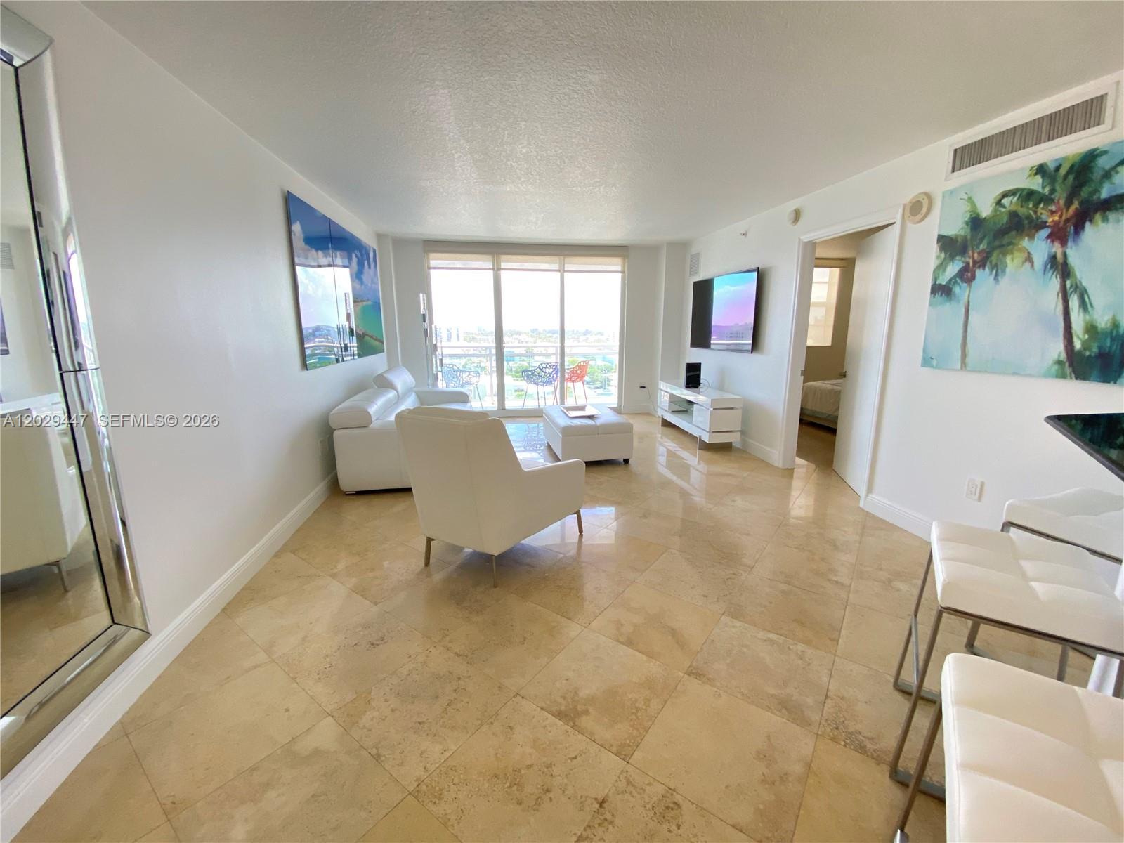 THE COLLINS CONDO - Residential Lease