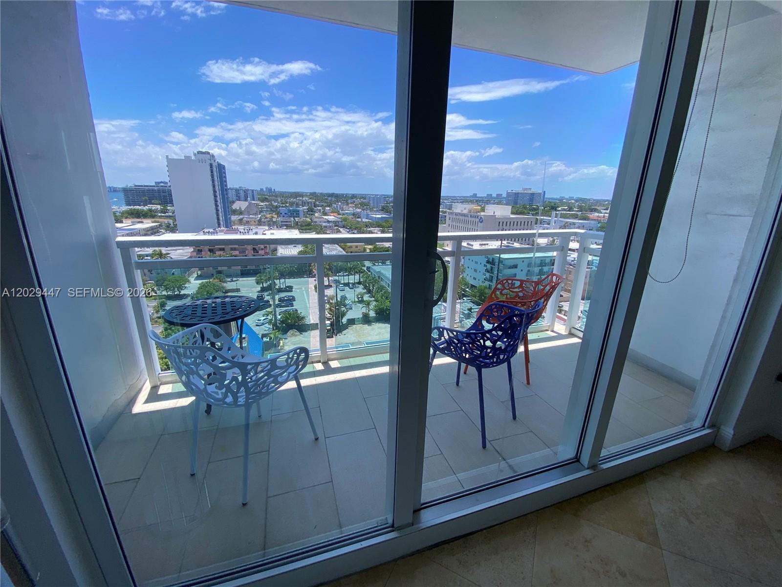 THE COLLINS CONDO - Residential Lease