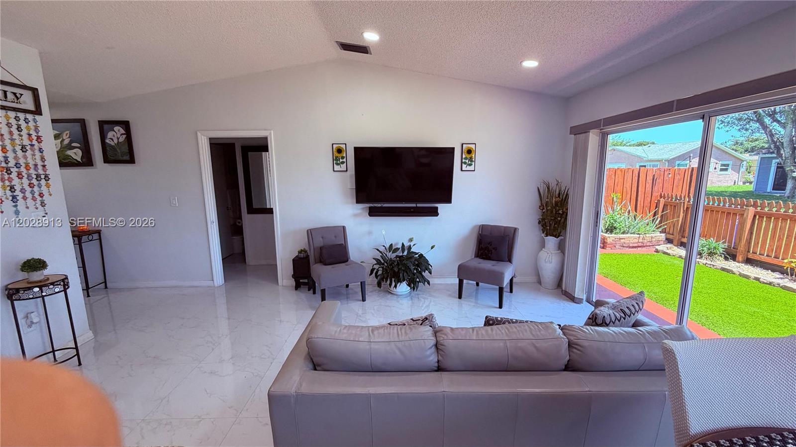 MEADOWS OF MIRAMAR - Residential Lease